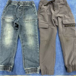 Cat & Jack Boys' Denim Wash Jeans and Gray Cargo Joggers - Blue & Gray